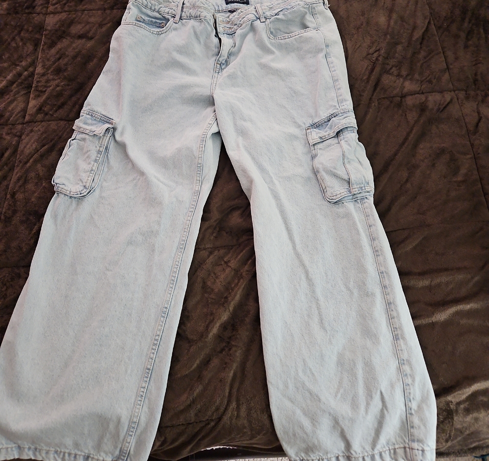 Aeropostale Light Denim Cargo Pants
